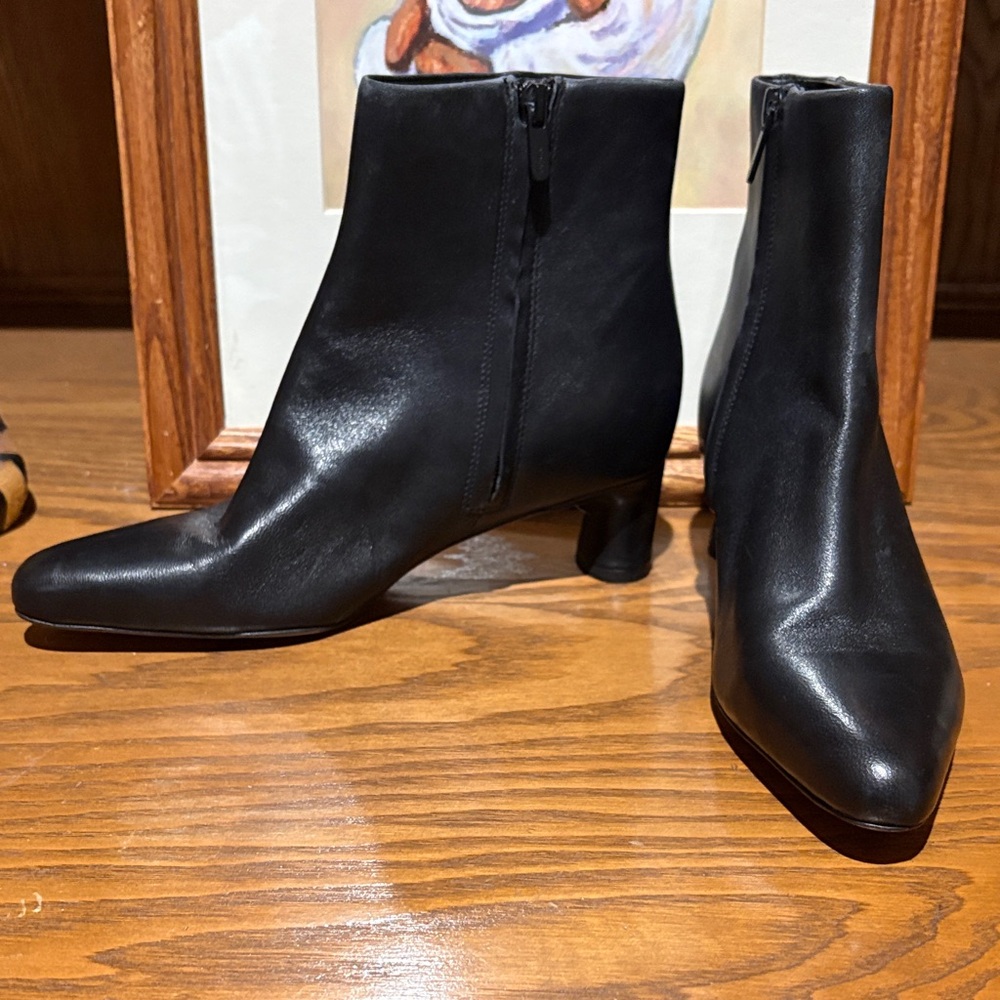 VINCE Black Kitten Heel Ankle Boots